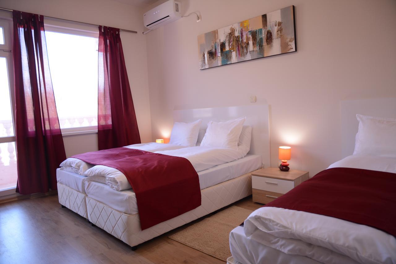 Hotel Afrodita Dimitrovgrad Bg Exterior photo